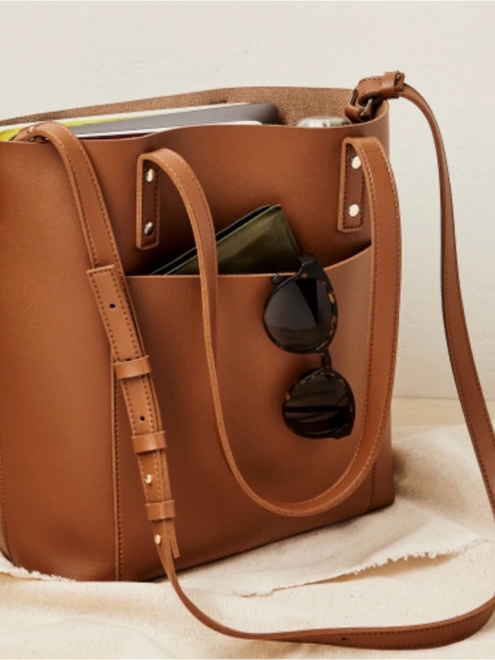 Everyday Tan Leather Tote with Front Pocket